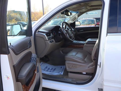 Used 2017 Chevrolet Tahoe Premier image 10