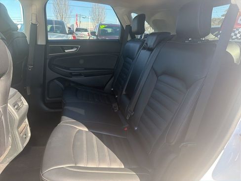 Used 2024 Ford Edge SEL image 13