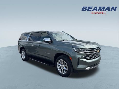 Used 2023 Chevrolet Suburban Premier image 1
