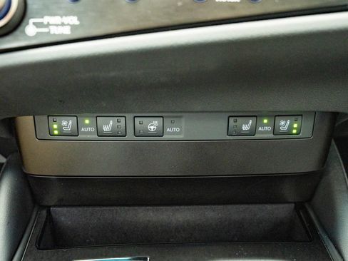 Certified 2025 Lexus ES 300h F Sport FWD image 35