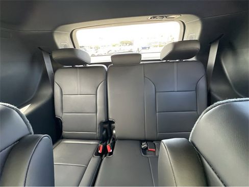 New 2025 GMC Acadia Elevation w/ Elevation Premium Package image 15