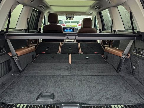 New 2026 Mercedes-Benz GLS 450 4MATIC image 39