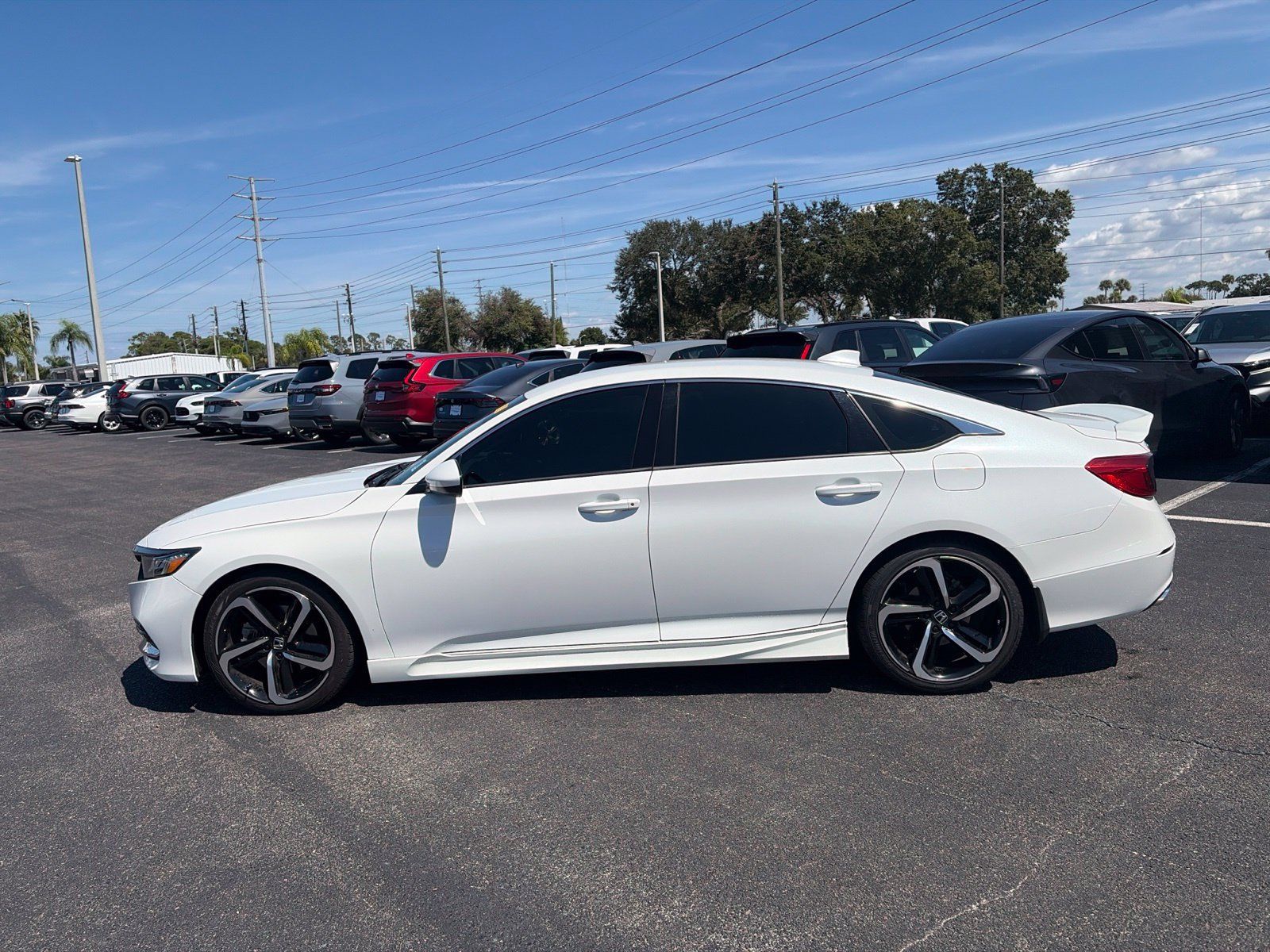 Used 2018 Honda Accord Sport image 4