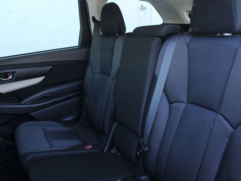 Used 2020 Subaru Ascent Premium w/ Convenience Package image 17