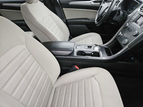 Used 2020 Ford Fusion S image 13