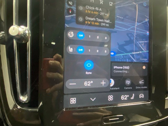 Certified 2024 Volvo XC40 B5 Core AWD/4WD image 21