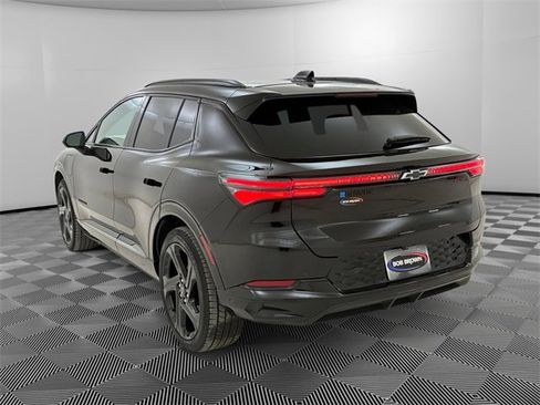 Used 2024 Chevrolet Equinox EV RS image 5