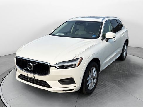 Used 2019 Volvo XC60 T5 Momentum w/ Premium Package FWD image 3