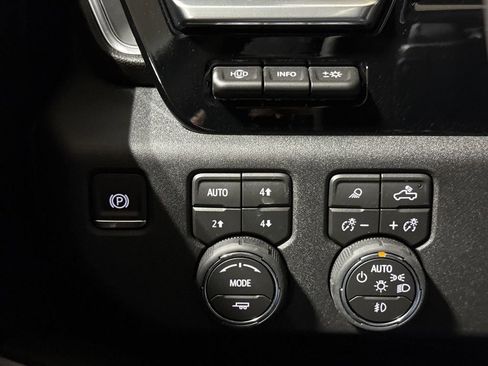 New 2026 Chevrolet Silverado 1500 LTZ AWD/4WD image 19