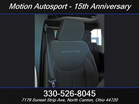 Used 2013 Jeep Wrangler Unlimited Rubicon w/ Connectivity Group AWD/4WD image 37