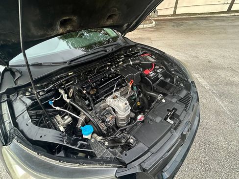 Used 2013 Honda Accord Sport image 26