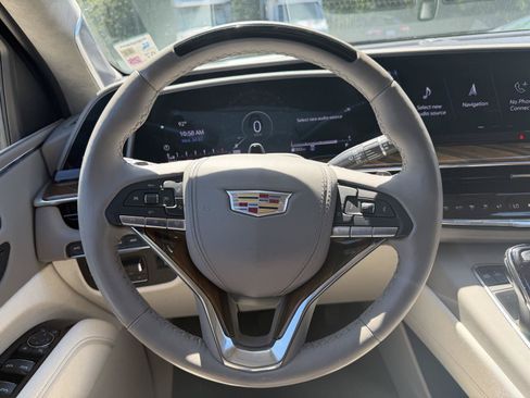 Used 2024 Cadillac Escalade ESV Sport Platinum w/ LPO, ONYX Package AWD/4WD image 9