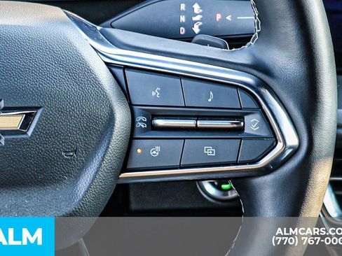 Used 2024 Chevrolet Traverse LT image 37