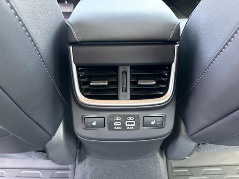 Used 2025 Subaru Legacy Limited w/ Popular Package #3 AWD/4WD image 15