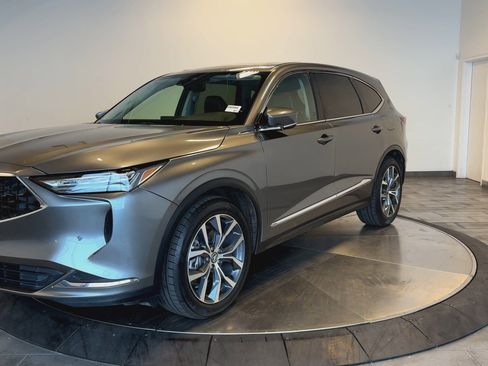 Used 2023 Acura MDX SH-AWD w/ Technology Package image 4