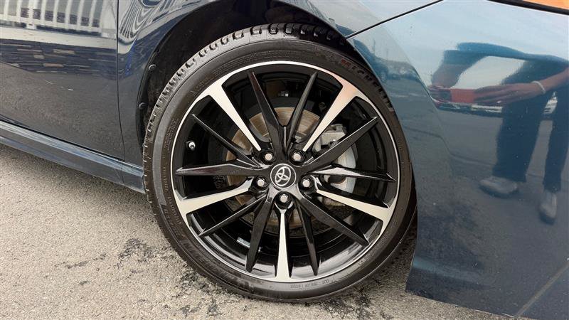Used 2019 Toyota Camry XSE FWD image 16