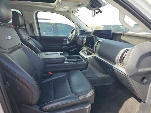 Used 2025 Ford Expedition Max Platinum AWD/4WD image 3
