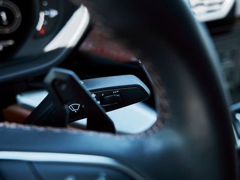 Used 2023 Lamborghini Urus S image 69