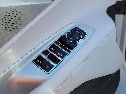 Used 2023 Chevrolet Corvette Stingray Preferred Conv w/ 2LT image 18