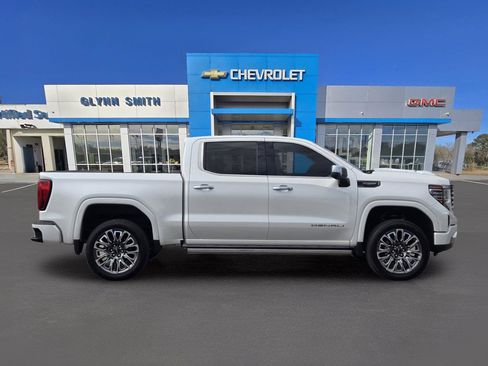 Used 2024 GMC Sierra 1500 Denali Ultimate AWD/4WD image 4