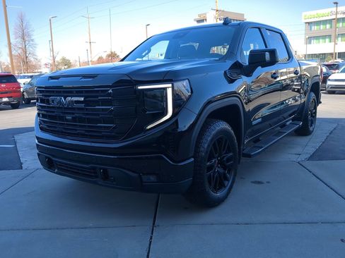 Used 2024 GMC Sierra 1500 Elevation w/ Elevation Premium Package image 10