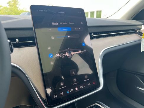 New 2026 Volvo EX90 Plus AWD/4WD image 17