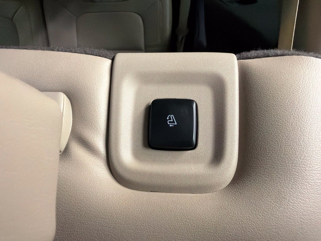 Used 2022 Lincoln Aviator Reserve w/ Equipment Group 201A AWD/4WD image 34