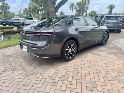 Used 2024 Toyota Crown image 5