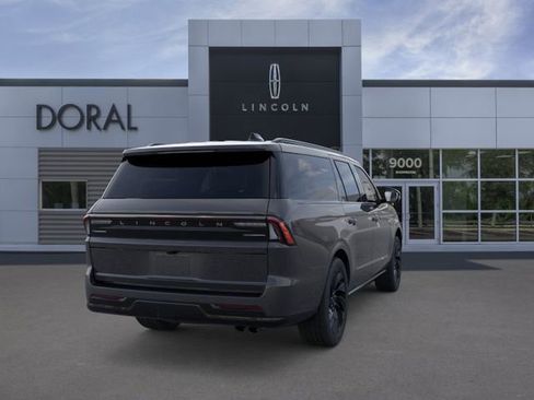 New 2025 Lincoln Navigator L Reserve w/ Jet Appearance Package AWD/4WD image 8