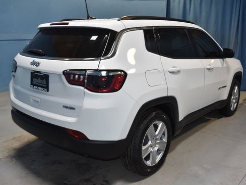 Used 2022 Jeep Compass Latitude w/ Convenience Group image 28