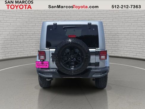 Used 2018 Jeep Wrangler Unlimited Sport AWD/4WD image 7