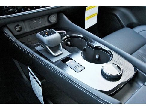 New 2026 Nissan Rogue Platinum w/ Platinum Premium Package AWD/4WD image 22
