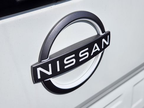 New 2026 Nissan Frontier SV w/ Tow Package image 11