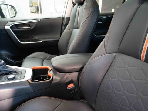 Used 2024 Toyota RAV4 Adventure w/ Convenience Package image 10