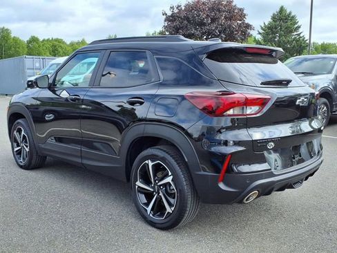 Used 2022 Chevrolet TrailBlazer RS w/ Technology Package AWD/4WD image 7