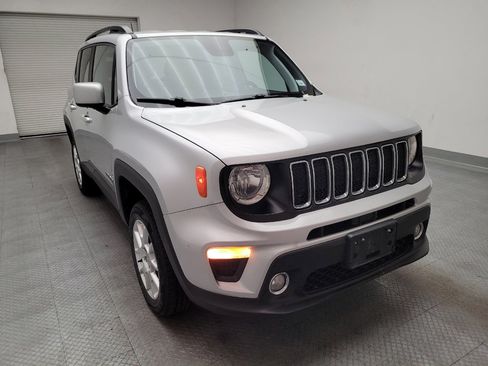 Used 2020 Jeep Renegade Latitude AWD/4WD image 14