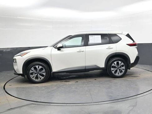 Used 2023 Nissan Rogue SV w/ SV Premium Package image 8