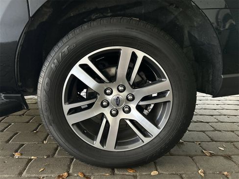 Used 2024 Ford Expedition Max Limited image 50