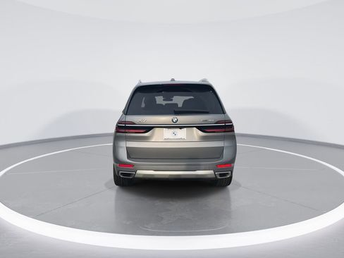 Certified 2024 BMW X7 xDrive40i w/ Premium Package image 7
