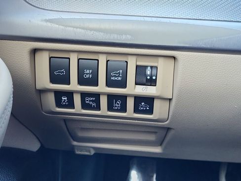 Used 2017 Subaru Outback 2.5i Premium AWD/4WD image 22