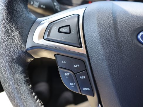 Used 2023 Ford Edge SEL w/ Convenience Package image 16