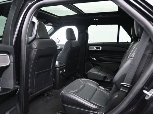Used 2023 Ford Explorer ST w/ Equipment Group 401A AWD/4WD image 26