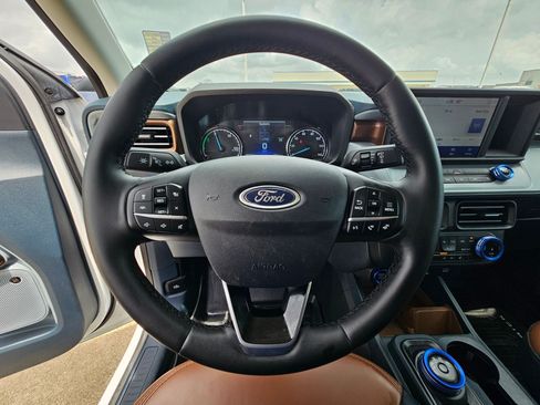 Used 2024 Ford Maverick Lariat FWD image 18