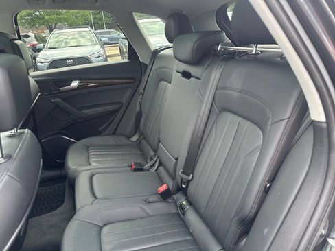 Used 2020 Audi Q5 2.0T Premium Plus w/ Premium Plus Package AWD/4WD image 34