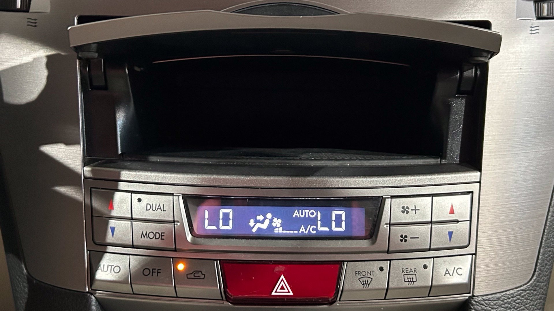 Used 2012 Subaru Outback 2.5i Limited AWD/4WD image 70