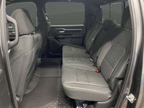 New 2026 RAM 1500 Big Horn AWD/4WD image 33