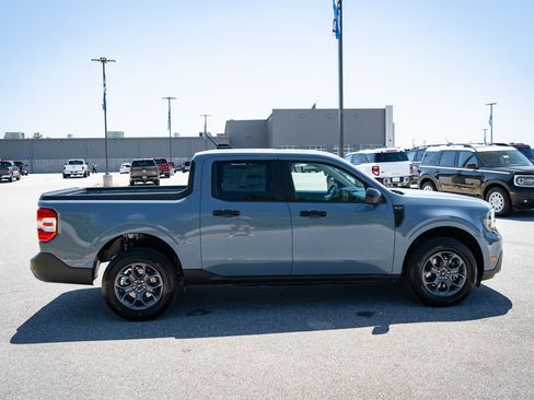 New 2026 Ford Maverick XLT FWD image 11