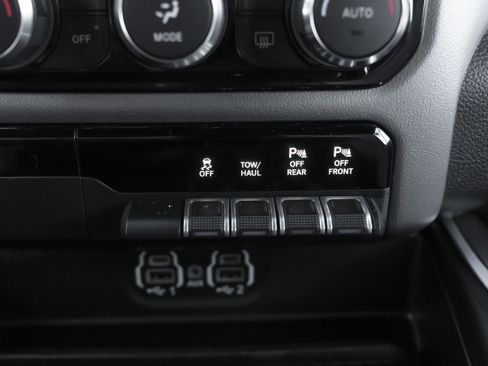 Used 2022 RAM 1500 Big Horn image 16