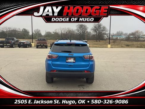 New 2026 Jeep Compass Latitude image 6