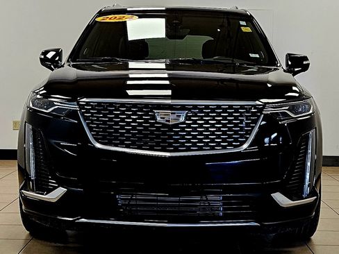 Used 2024 Cadillac XT6 Premium Luxury w/ Technology Package AWD/4WD image 7